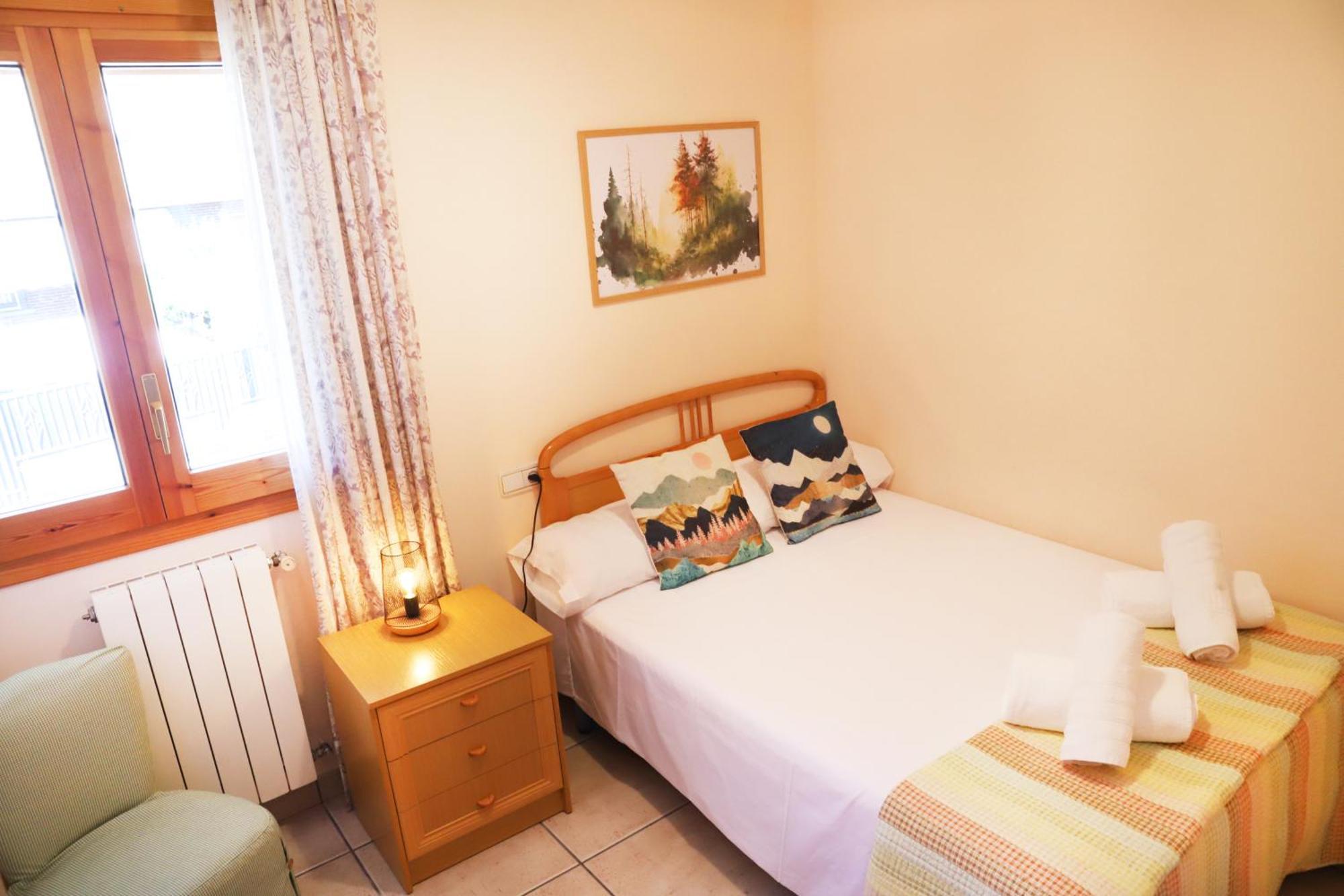 Villa San Lure Jaca Bagian luar foto