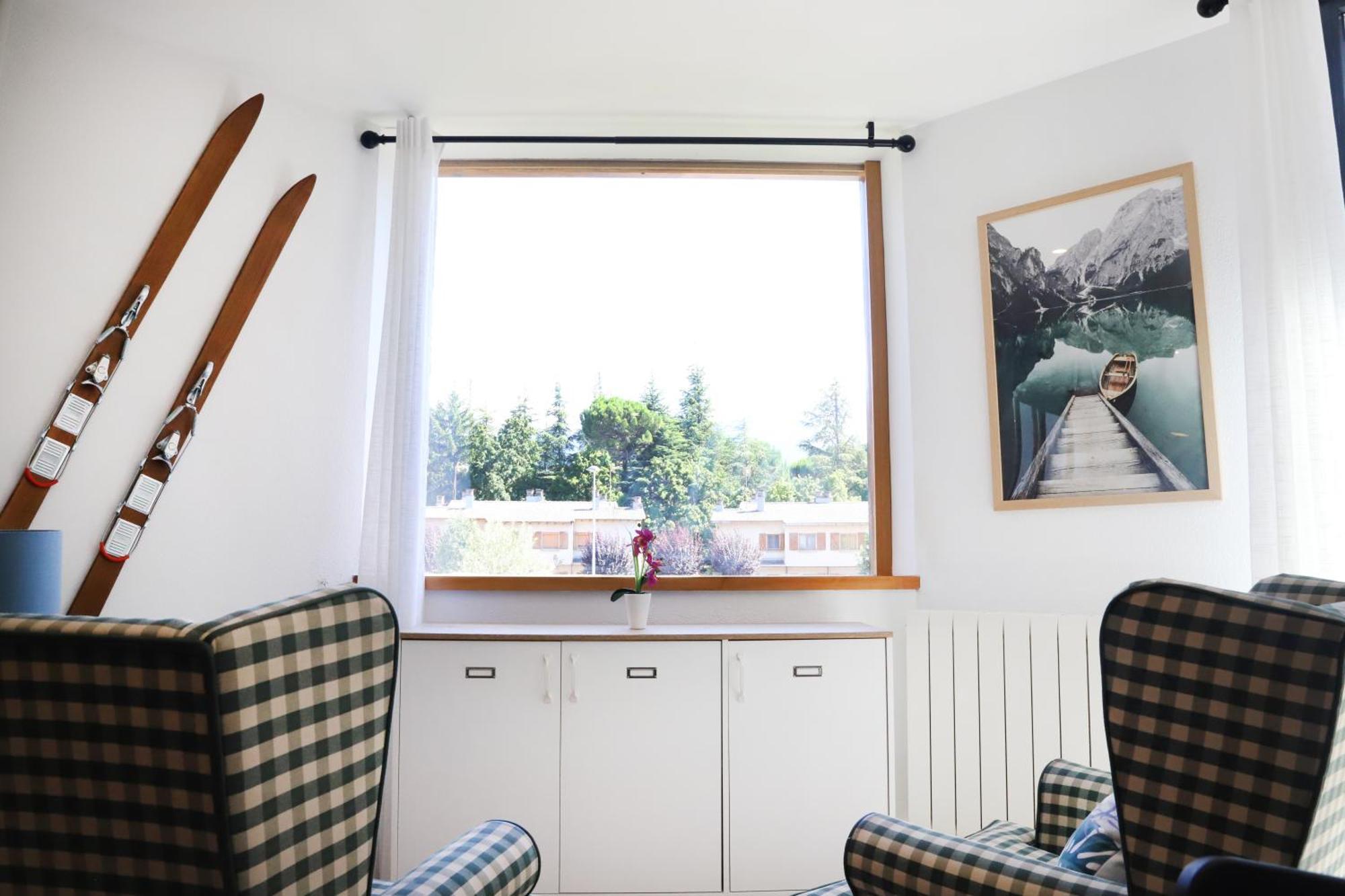 Villa San Lure Jaca Bagian luar foto